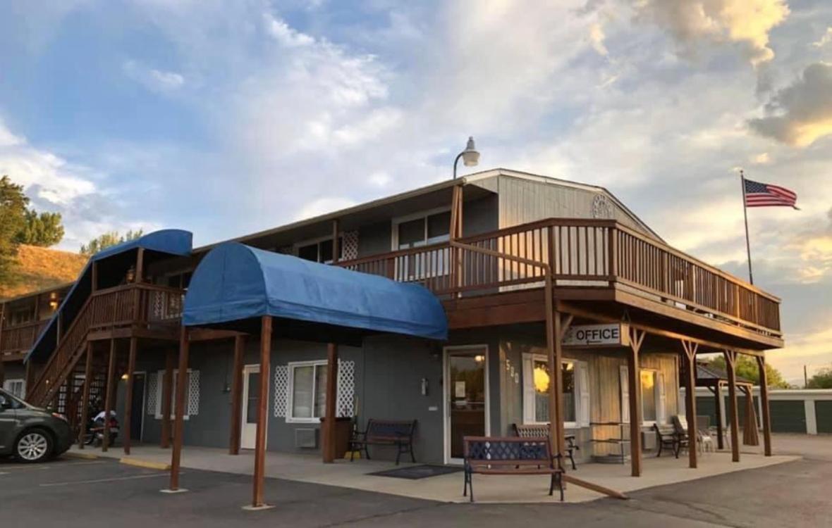Americas Best Value Inn Sheridan Wy Екстериор снимка