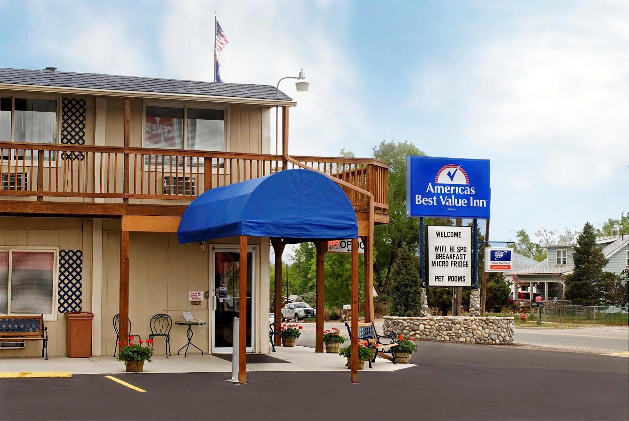 Americas Best Value Inn Sheridan Wy Екстериор снимка